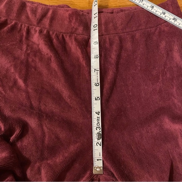 LuLaRoe Women’s Maroon Stretch Corduroy Great Outdoors Skinny Fit Pants Large - Picture 6 of 8